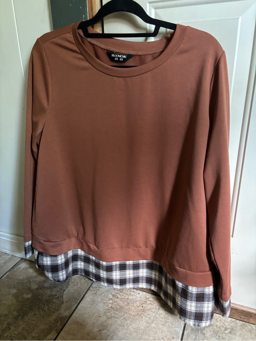 Brown Layered-Look Sweatshirt with Plaid Hem